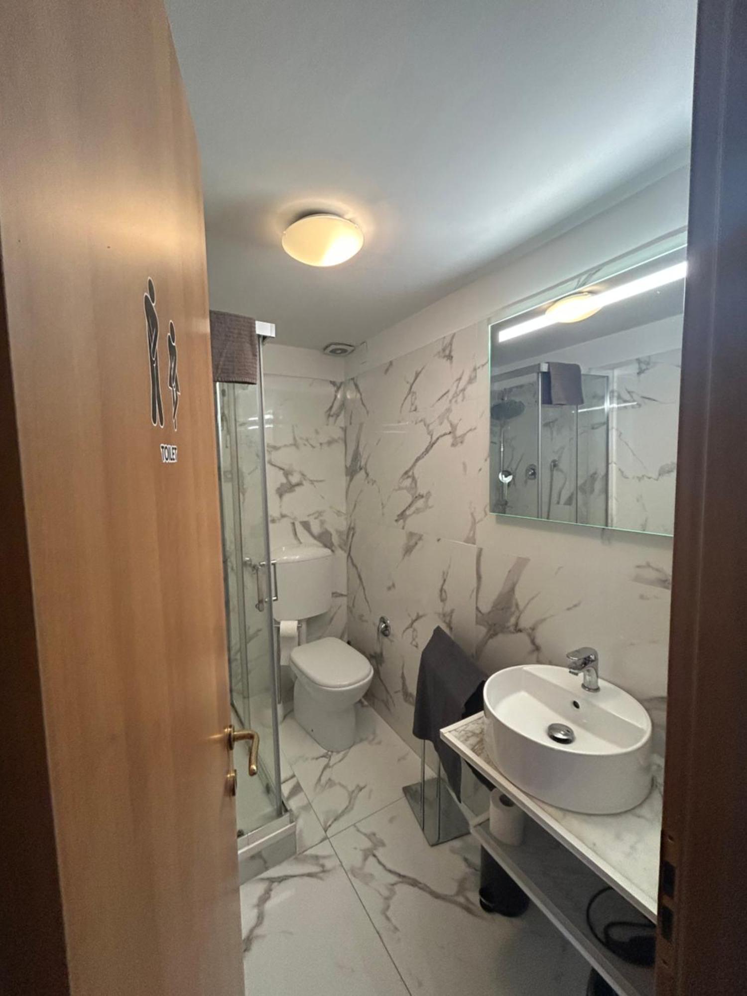 Appartamento Confortevole Genoa Exterior photo